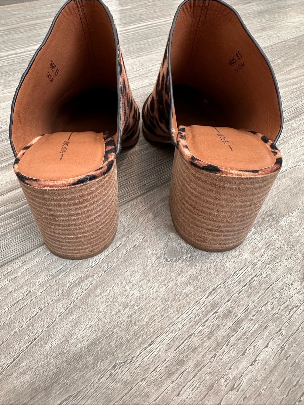 Leopard Print Mule Heels in Brown Size 10 - Picture 4 of 9